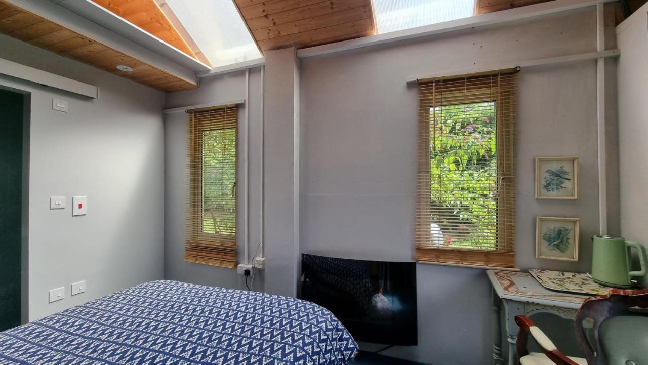Bed and Breakfast Glebe House, Private Entrance, Free Parking On Drive, Self Check In, Netflix Ashford  Esterno foto
