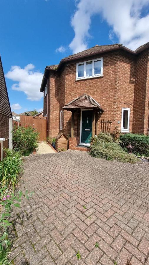 Bed and Breakfast Glebe House, Private Entrance, Free Parking On Drive, Self Check In, Netflix Ashford  Esterno foto
